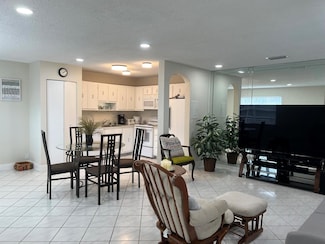 378 Burgundy H Unit 3780, Delray Beach, FL 33484