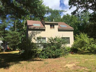 7 Heather Ln, North Conway, NH 03860