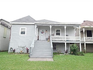 2917 1/2 Bernardo de Galvez Ave, Galveston, TX 77550