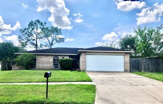 13803 New Village Ln, Sugar Land, TX 77498