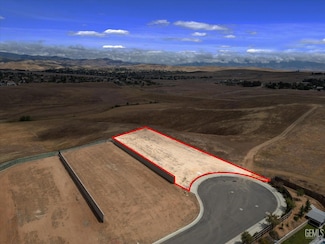 6703 Aquamarine Dr, Bakersfield, CA 93306