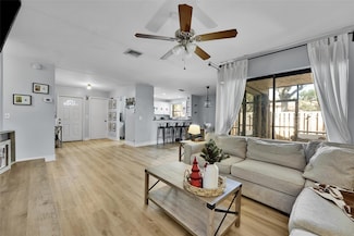 50 Chestnut Cir, Hollywood, FL 33026