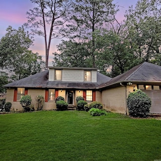 9 Apple Tree Cir, Little Rock, AR 72210
