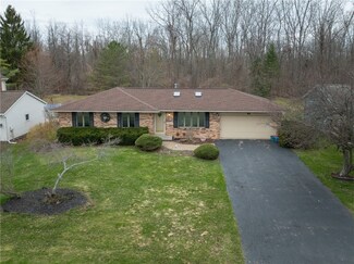 99 Chimney Sweep Ln, Rochester, NY 14612