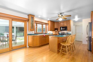 303 Shore Rd, Burlington, VT 05408