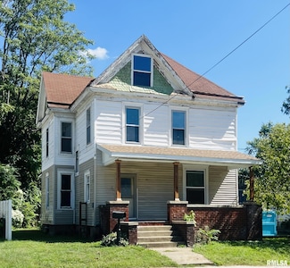 310 S Diamond St, Jacksonville, IL 62650
