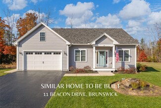 11 Beacon Dr, Brunswick, ME 04011