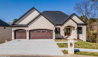110 Wellington Plantation Ln, Little Rock, AR 72211