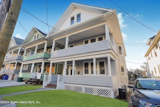 78 Maryland Ave, Staten Island, NY 10305