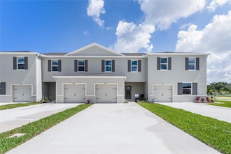 3319 Private Oak Dr, Apopka, FL 32703