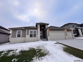 7710 S 198th St, Gretna, NE 68028