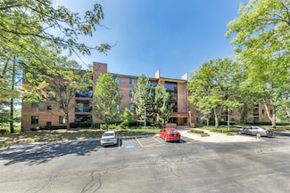 7525 Nantucket Dr Unit 210, Darien, IL 60561