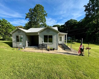 234 County Route 3 37, Rock Creek, WV 25174
