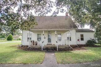 608 Summit St, Greenfield, IL 62044