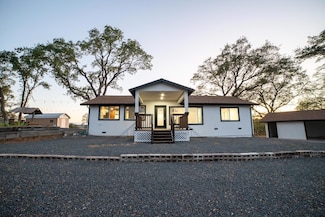 14594 Perricone Rd, Jamestown, CA 95327