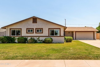 2927 E Yucca St, Phoenix, AZ 85028