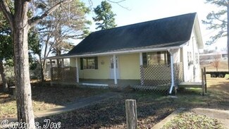 210 Jay St, Melbourne, AR 72556