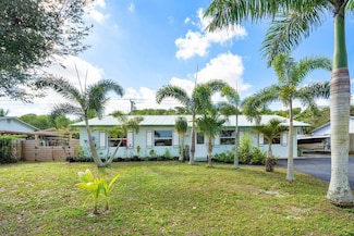 1206 Mohican Blvd, Jupiter, FL 33458