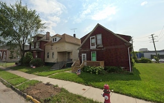 8951 Lumpkin St, HamtraMcK, MI 48212