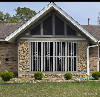 3313 Cross Creek Dr, Montgomery, AL 36116