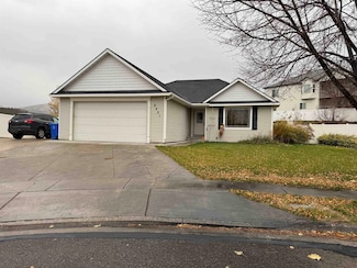 2451 Northstar Dr, Pocatello, ID 83201