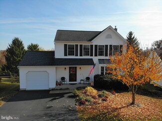 536 Waltham Ln, Perkasie, PA 18944