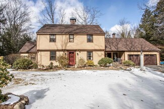 121 Partridgeberry Ln, Swanzey, NH 03446