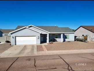 1614 Porter Ln, Thatcher, AZ 85552