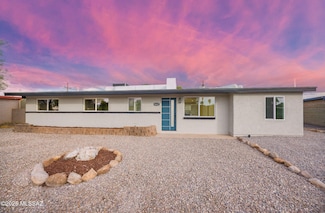 8442 E Pena Blanca Dr, Tucson, AZ 85730