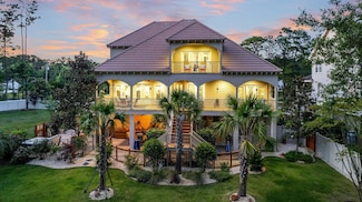 633 Hill Dr, Pawleys Island, SC 29585