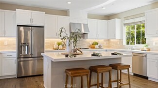 27321 Great Divide Ln, Valencia, CA 91381