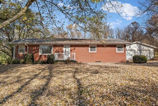 1630 Timberdale Dr, Martinsville, IN 46151