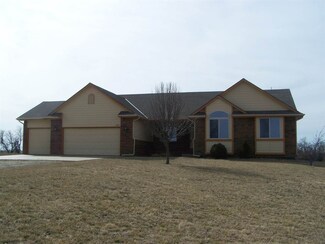 1395 SW Koch, Benton, KS 67017