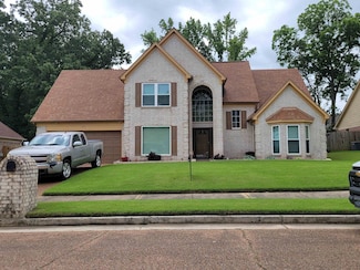 7751 Parkmont Dr, Memphis, TN 38125
