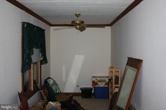 1171 Sugar Hill Rd, Maurertown, VA 22644