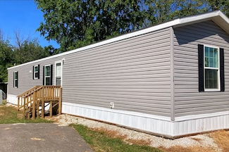 38 Downing St, O'Fallon, MO 63366