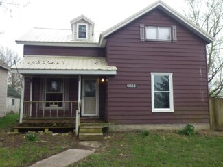 6824 E Market St, Craigville, IN 46731