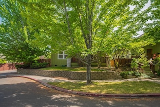 62713 Larkview Rd, Bend, OR 97701