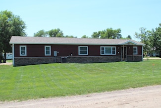 508 E 8th St, Gregory, SD 57533