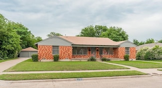 9515 Ash Creek Dr, Dallas, TX 75228