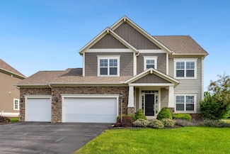 7136 Cabernet Ct, Dublin, OH 43016