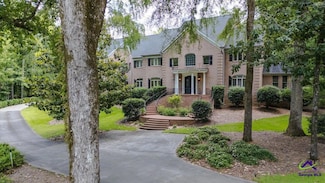 148 Howard Oaks Dr, Macon, GA 31210
