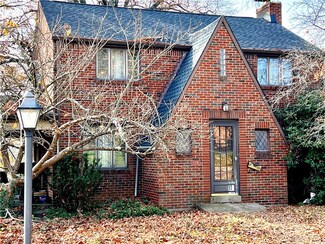 737 W Madison Cir, Pittsburgh, PA 15229