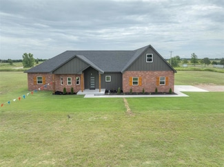 7990 N Sanderson Terrace, Crescent, OK 73028