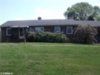 17671 W Pridesville Rd, Amelia Court House, VA 23002