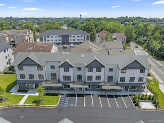 466 W Central Ave Unit 101, Spring Valley, NY 10977