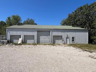 22585 Harlan Ln, Saint Robert, MO 65584