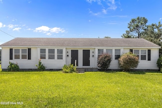 334 Starling St, Jacksonville, NC 28540