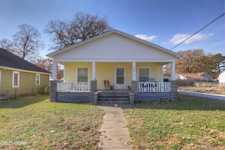 2008 N Florida Ave, Joplin, MO 64801
