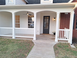 830 Magnolia Dr, Ada, OK 74820